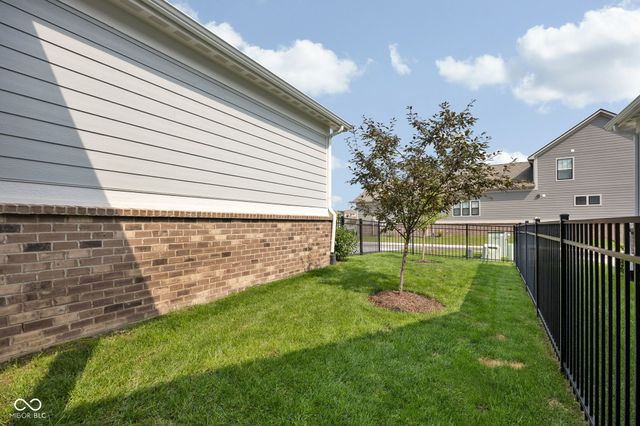 1500 Chatham Village Boulevard, Westfield, IN 46074
