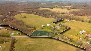 395 Whitson Rd, Bethpage, TN 37022