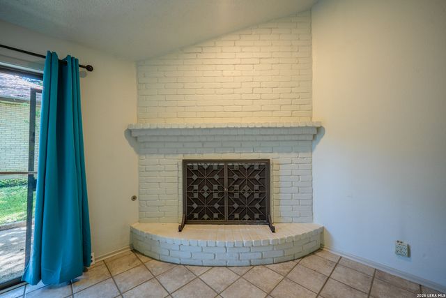 1010 E Bitters Rd, San Antonio, TX 78216