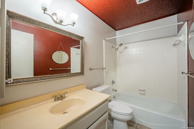 1010 E Bitters Rd, San Antonio, TX 78216