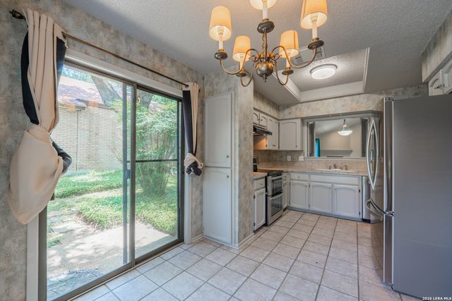 1010 E Bitters Rd, San Antonio, TX 78216