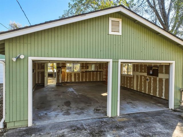 15209 Roving Way, Grass Valley, CA 95949