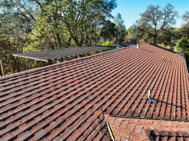 15209 Roving Way, Grass Valley, CA 95949