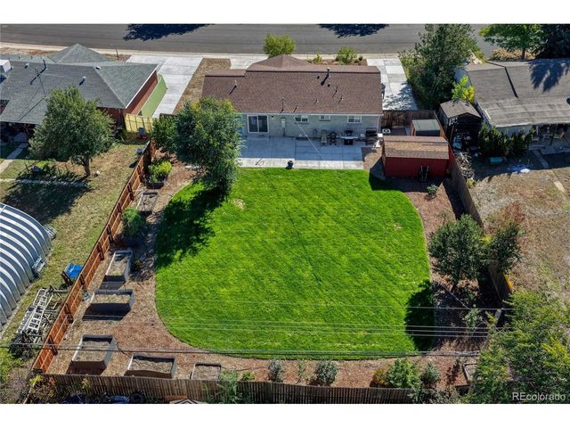 6945 S Clermont Dr, Centennial, CO 80122
