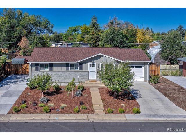 6945 S Clermont Dr, Centennial, CO 80122