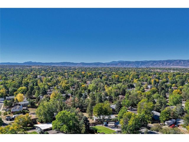 6945 S Clermont Dr, Centennial, CO 80122