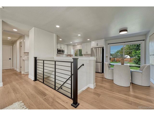6945 S Clermont Dr, Centennial, CO 80122