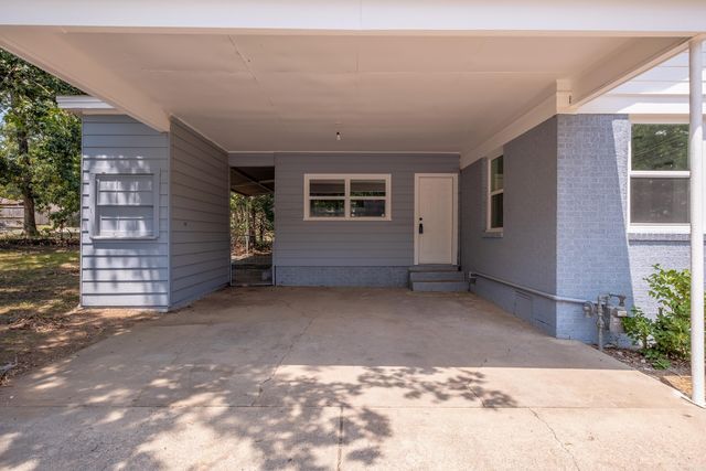 1620 S Harrison, Little Rock, AR 72204