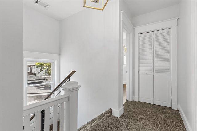 8952 Eastwood Rd, Pittsburgh, PA 15235