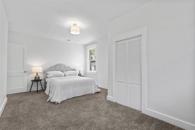 8952 Eastwood Rd, Pittsburgh, PA 15235