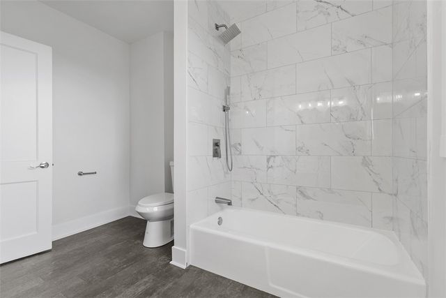 8952 Eastwood Rd, Pittsburgh, PA 15235