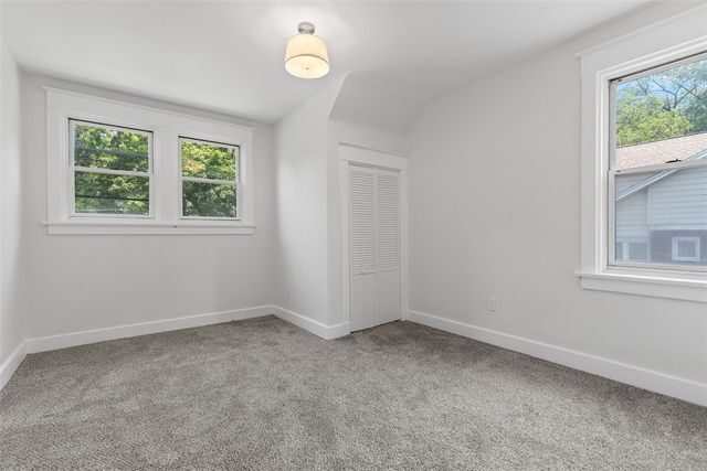 8952 Eastwood Rd, Pittsburgh, PA 15235