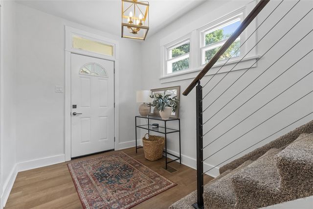 8952 Eastwood Rd, Pittsburgh, PA 15235