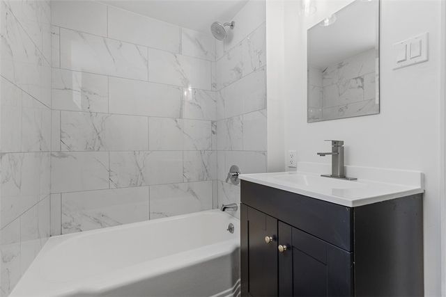 8952 Eastwood Rd, Pittsburgh, PA 15235