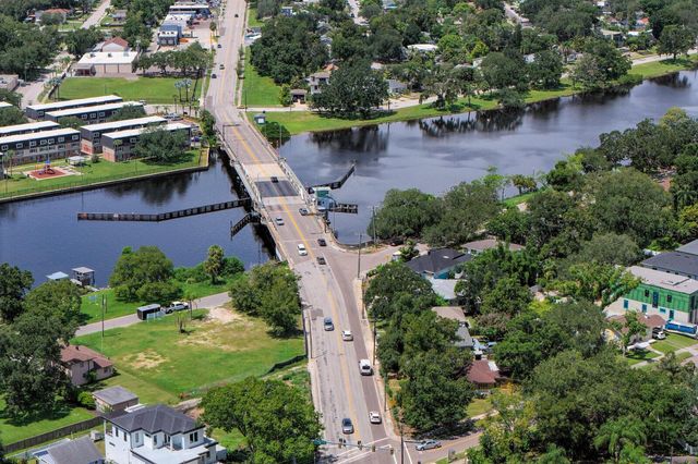 705 W WEST STREET, Tampa, FL 33602