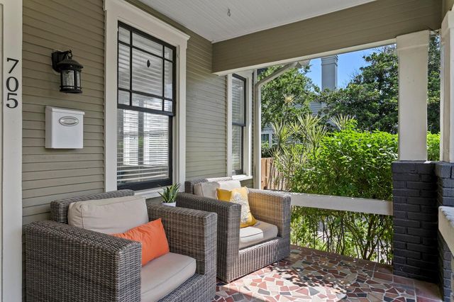 705 W WEST STREET, Tampa, FL 33602