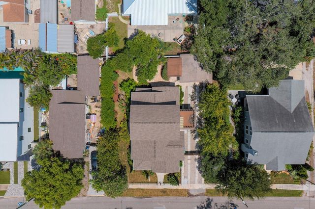 705 W WEST STREET, Tampa, FL 33602