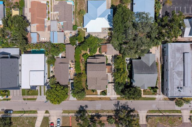 705 W WEST STREET, Tampa, FL 33602