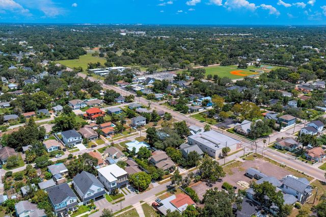 705 W WEST STREET, Tampa, FL 33602