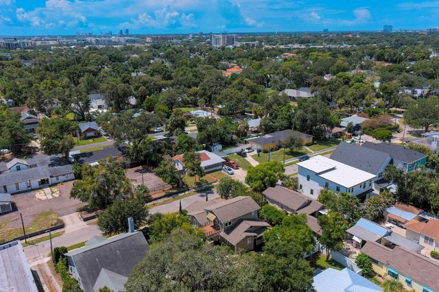 705 W WEST STREET, Tampa, FL 33602