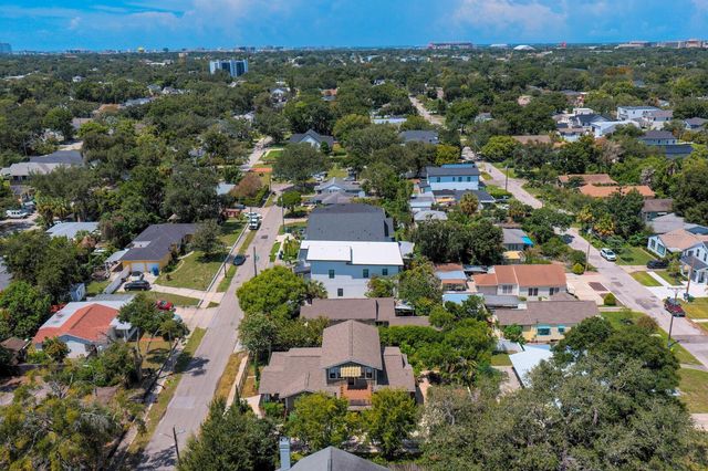 705 W WEST STREET, Tampa, FL 33602