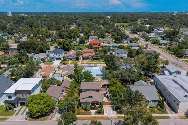 705 W WEST STREET, Tampa, FL 33602