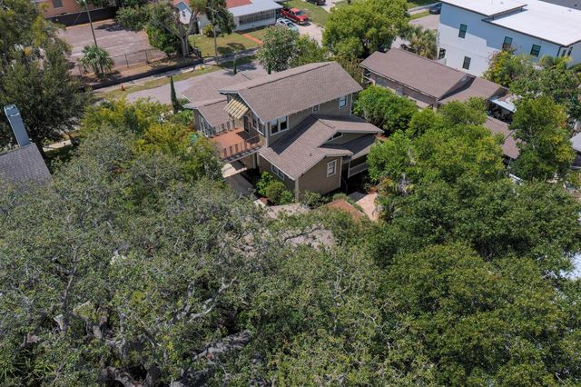 705 W WEST STREET, Tampa, FL 33602