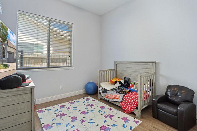 5239 Sire Ct, Riverbank, CA 95367