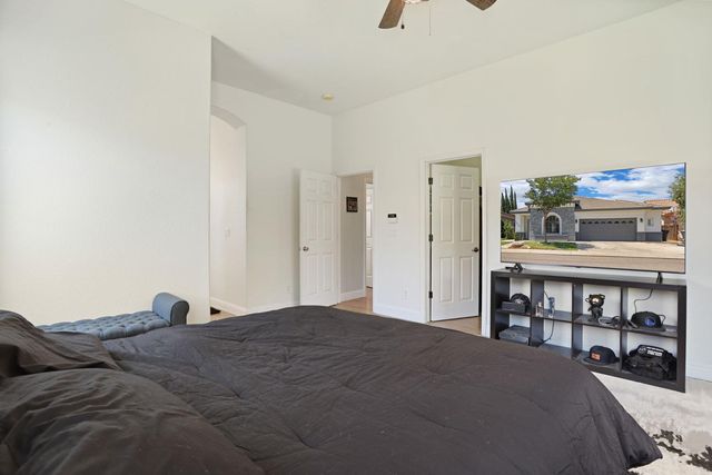 5239 Sire Ct, Riverbank, CA 95367