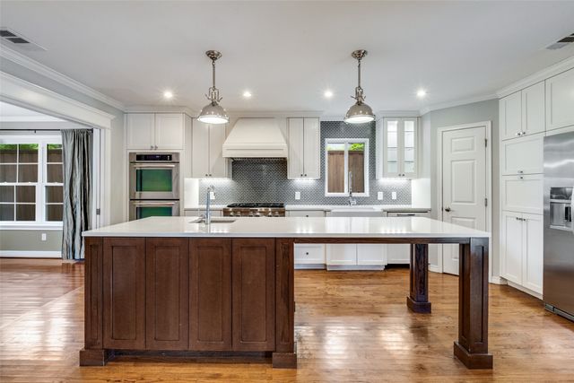 6369 Monticello Avenue, Dallas, TX 75214