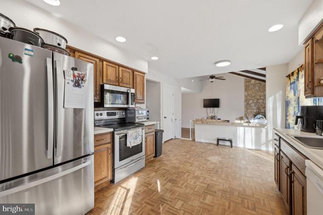 31 ALANNA LN, Elmer, NJ 08318
