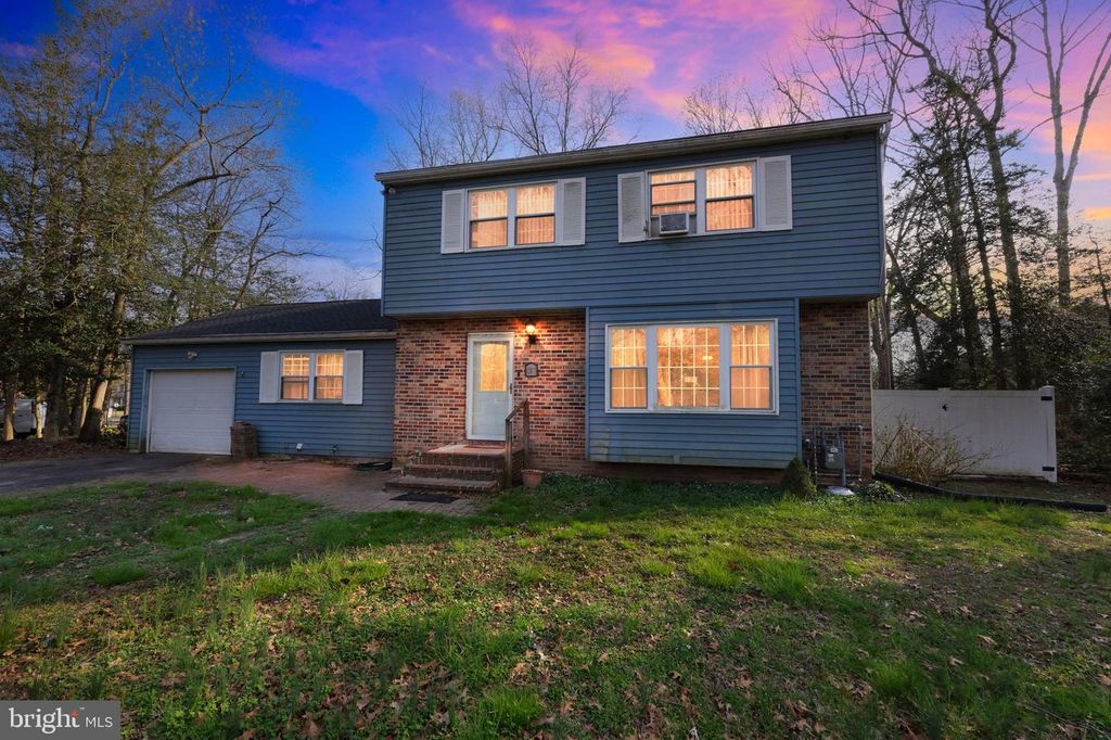 31 ALANNA LN, Elmer, NJ 08318