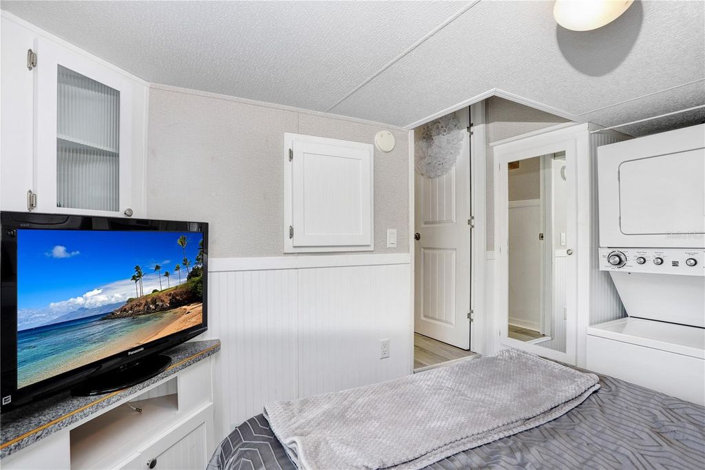 Image 17 of property listing at 3333 26TH AVENUE E 1104, Bradenton, FL 34208