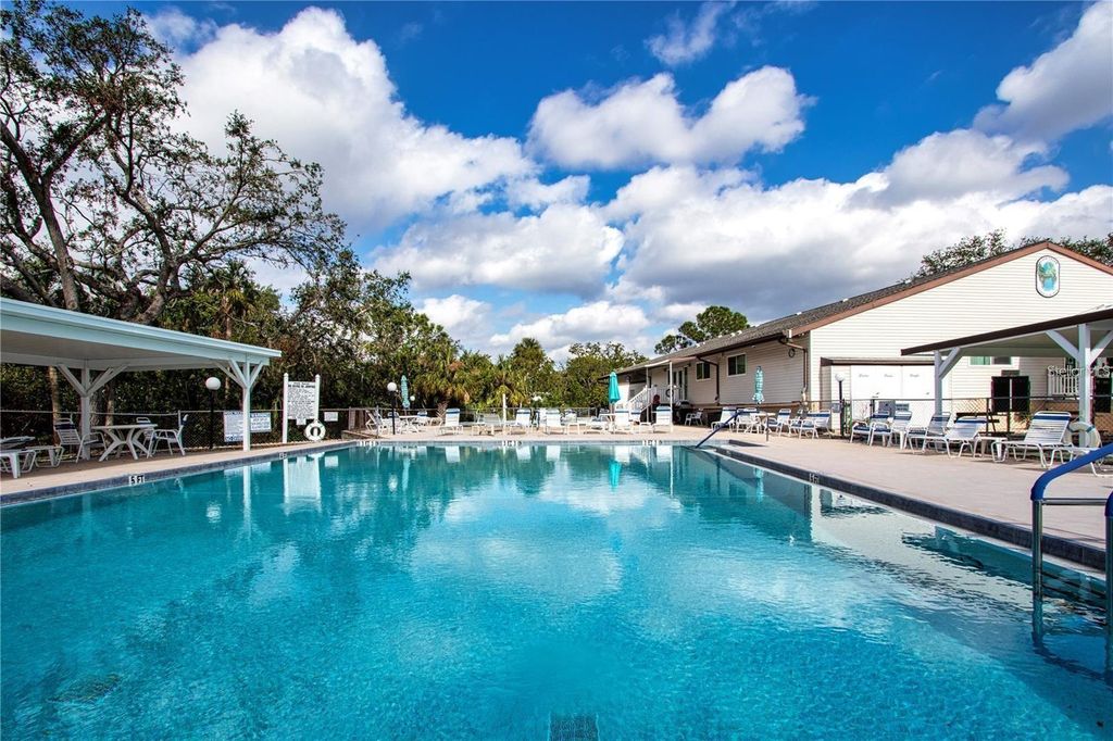 Image 28 of property listing at 3333 26TH AVENUE E 1104, Bradenton, FL 34208