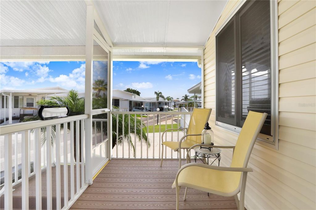 Image 5 of property listing at 3333 26TH AVENUE E 1104, Bradenton, FL 34208