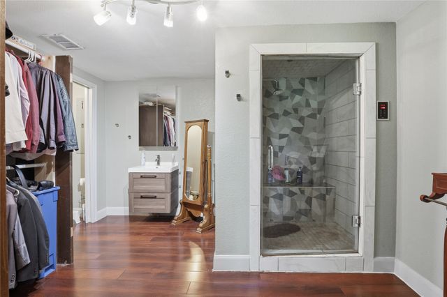 1517 Wiggins Road, Maypearl, TX 76064