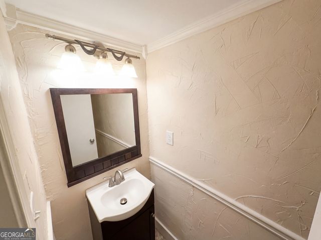 105 Vineyard Pond Drive, Norcross, GA 30071