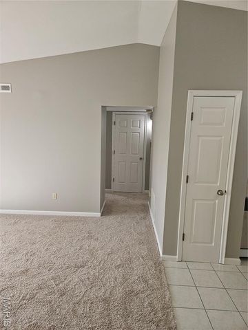 19 Berview Circle B, St Louis, MO 63129