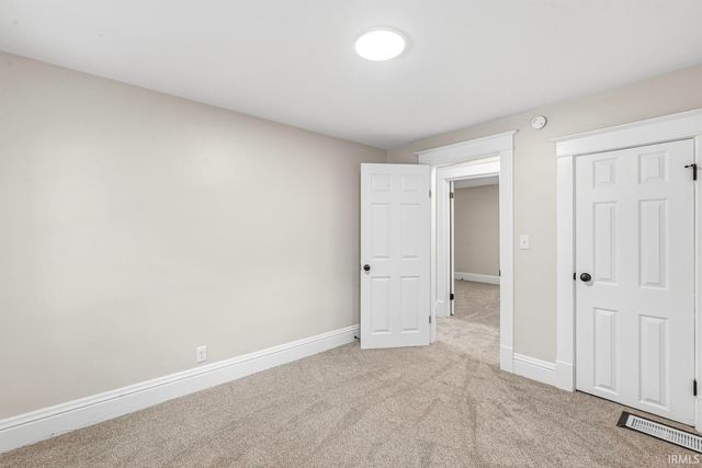 2802 S Michigan Street, South Bend, IN 46614