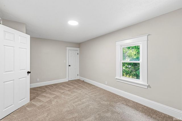 2802 S Michigan Street, South Bend, IN 46614