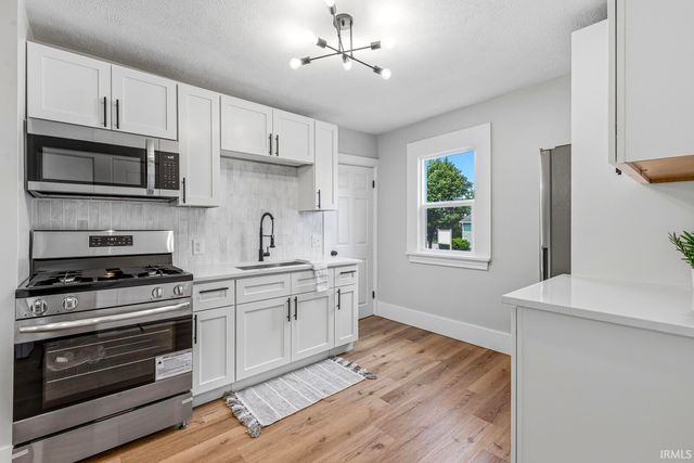 2802 S Michigan Street, South Bend, IN 46614