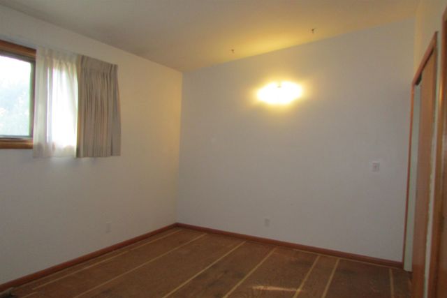 1200 S Keith Ave, Wichita, KS 67209