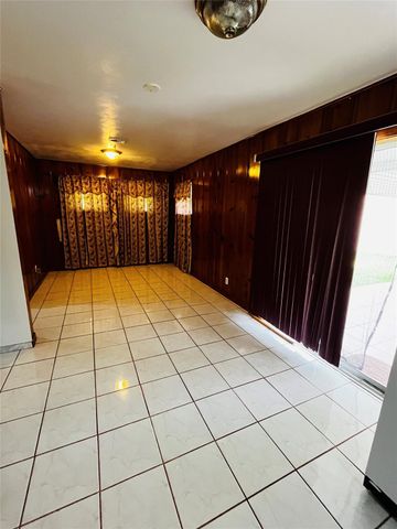 13421 Utica Street, Houston, TX 77015