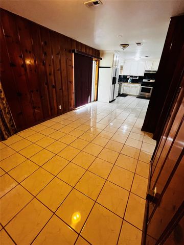 13421 Utica Street, Houston, TX 77015