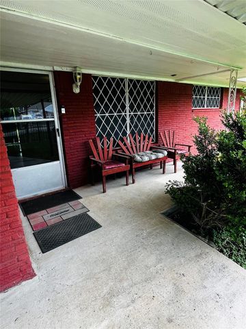 13421 Utica Street, Houston, TX 77015