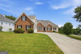642 Aya Circle, Loganville, GA 30052