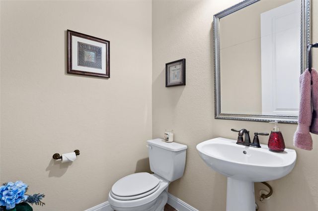 2937 Desert Candle DR, Round Rock, TX 78681