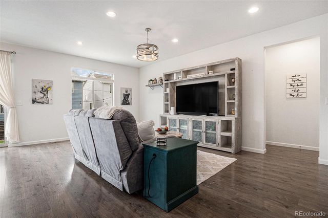 26787 E Maple Avenue, Aurora, CO 80018