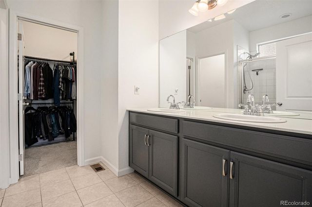 26787 E Maple Avenue, Aurora, CO 80018