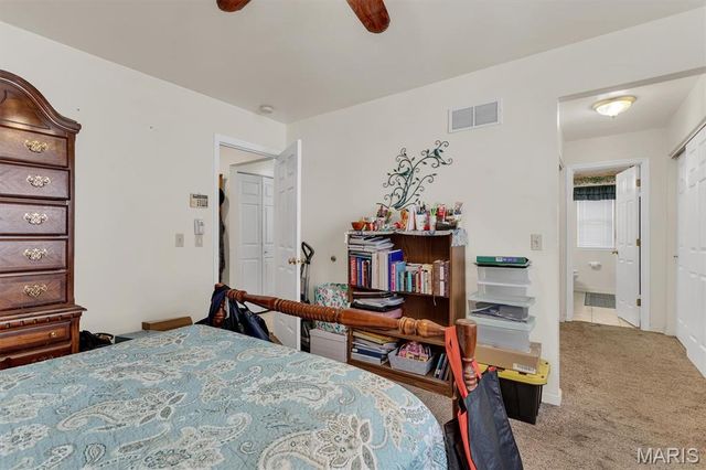 16328 Hampden Place, Florissant, MO 63034